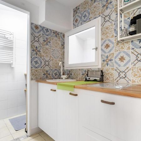تولون Soft Studio Downtown Close To The Harbour - Dodo Et Tartine المظهر الخارجي الصورة